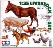 35128 1/35 Livestock Set